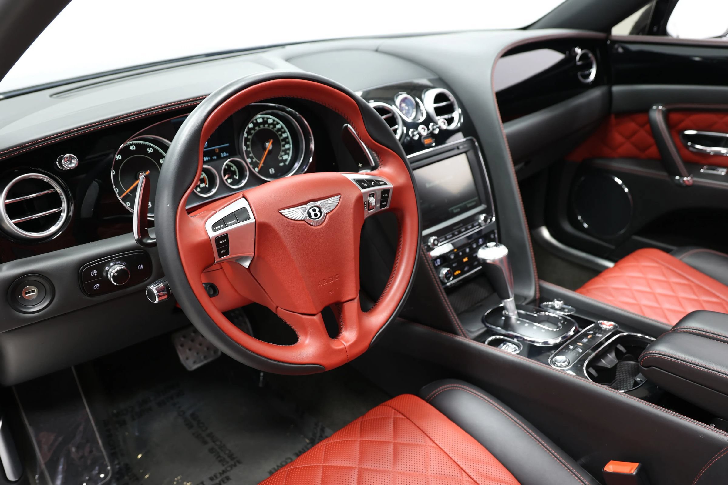 Used 2018 Bentley Flying Spur S V8 w/ Black Edition AWD/4WD image 2