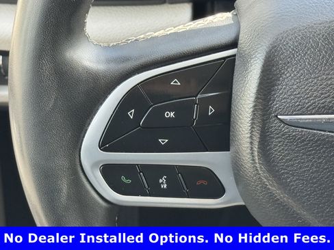 Used 2023 Chrysler Voyager LX FWD image 12