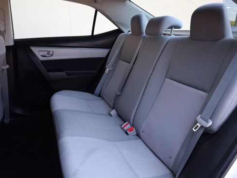 Used 2014 Toyota Corolla LE FWD image 23