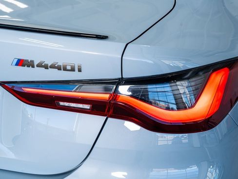 Used 2023 BMW M440i Coupe w/ Premium Package image 27