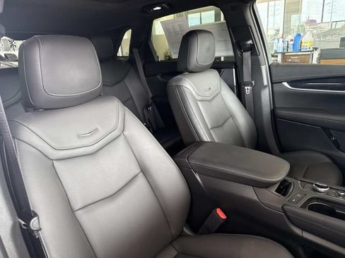 Certified 2023 Cadillac XT5 Premium Luxury AWD/4WD image 24