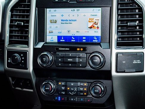 Used 2021 Ford F250 Lariat w/ Lariat Value Package image 15