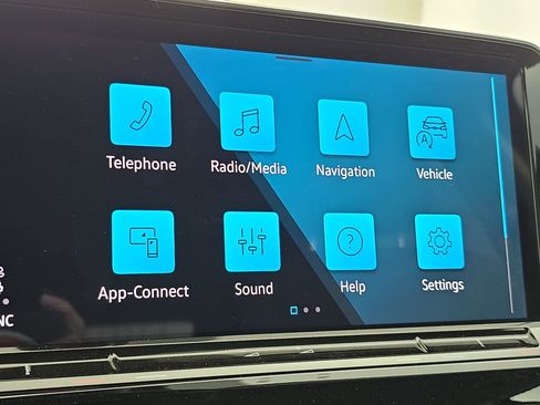 Certified 2024 Volkswagen Atlas SE image 22