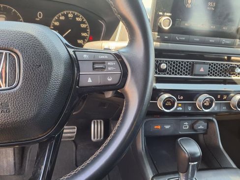 Used 2023 Honda Civic Sport image 11