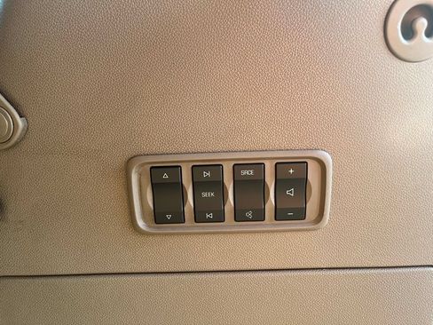 Used 2015 GMC Acadia Denali AWD/4WD image 16