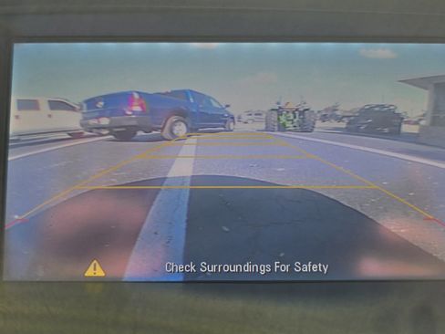 Used 2018 Buick Cascada Premium image 28