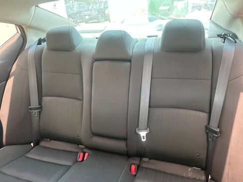 Used 2025 Nissan Altima 2.5 SV FWD image 20