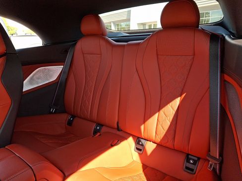 Used 2022 BMW M8 Competition AWD/4WD image 17