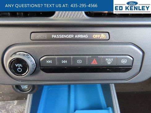 New 2025 Ford Maverick XLT w/ XLT Luxury Package AWD/4WD image 9