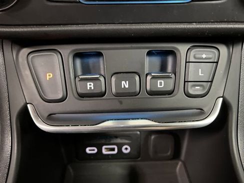Certified 2019 GMC Terrain SLT w/ Preferred Package AWD/4WD image 15