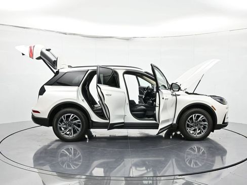 New 2026 Lincoln Corsair Premiere image 47