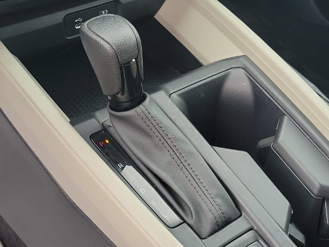 Certified 2024 Honda Accord EX image 36