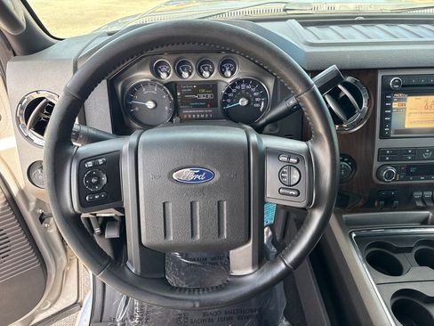 Used 2012 Ford F250 Lariat w/ Lariat Ultimate Pkg image 16
