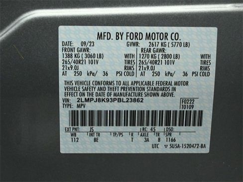 Certified 2023 Lincoln Nautilus Reserve w/ Equipment Group 202A image 36