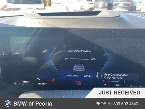 Used 2024 BMW X7 M60i w/ Executive Package image 18