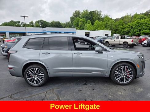 Used 2023 Cadillac XT6 Sport w/ Technology Package AWD/4WD image 10