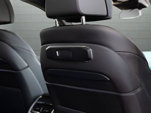Used 2025 BMW X5 M60i w/ Executive Package AWD/4WD image 65