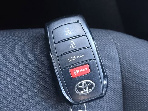 Used 2024 Toyota Corolla SE image 27