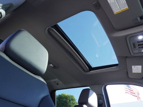 Certified 2024 Chevrolet Silverado 2500 LTZ w/ LTZ Convenience Package image 14