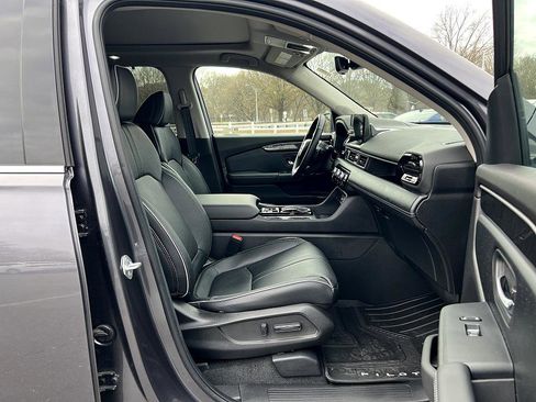 Used 2023 Honda Pilot Elite image 26