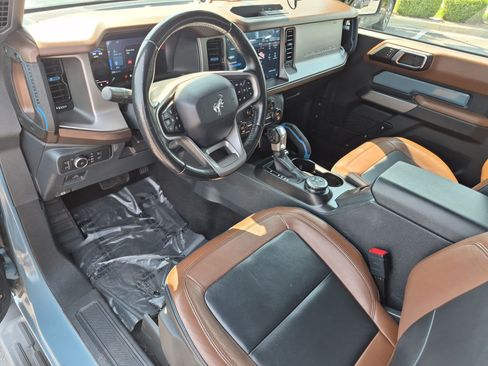 Used 2021 Ford Bronco Outer Banks AWD/4WD image 14
