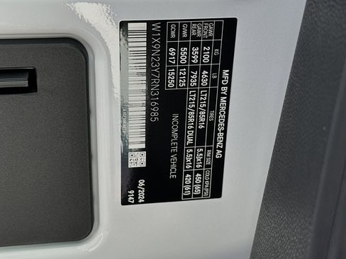 New 2024 Mercedes-Benz Sprinter 4500 image 19