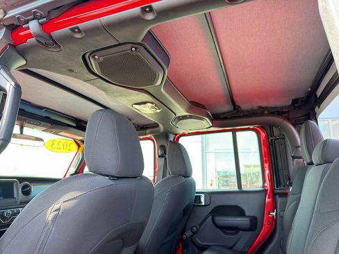 Used 2023 Jeep Gladiator Sport w/ Trailer Tow Package image 14