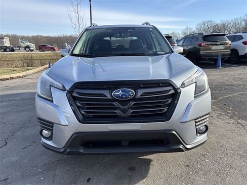 Used 2022 Subaru Forester Limited w/ Popular Package #3 image 4