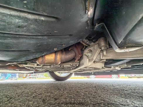 Used 2002 Chevrolet Corvette Coupe w/ Preferred Equipment Group2 image 65