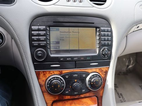 Used 2008 Mercedes-Benz SL 550 image 30