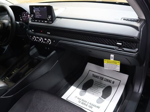 Used 2025 Honda Accord SE image 49