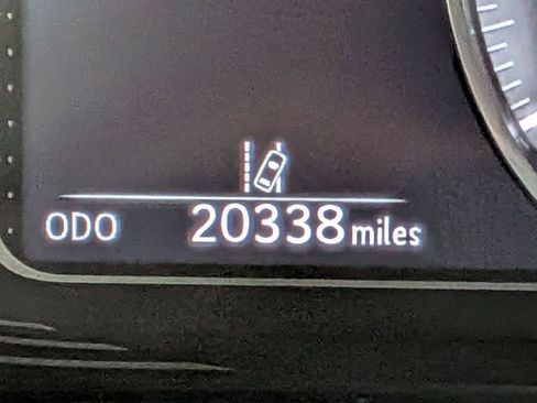 Used 2023 Lexus ES 350 w/ Premium Package image 18