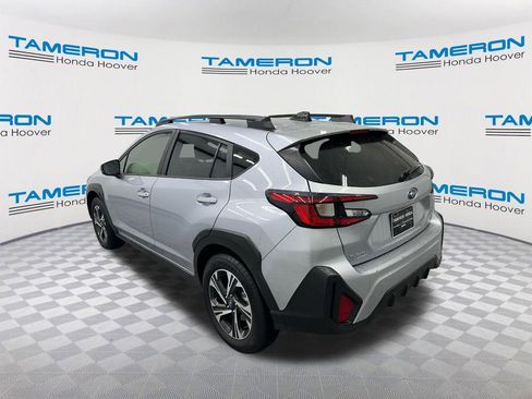 Used 2025 Subaru Crosstrek 2.0i Premium AWD/4WD image 3