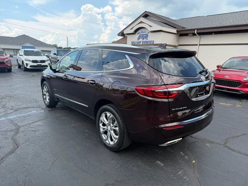 Used 2020 Buick Enclave Avenir w/ Avenir Technology Package FWD image 4