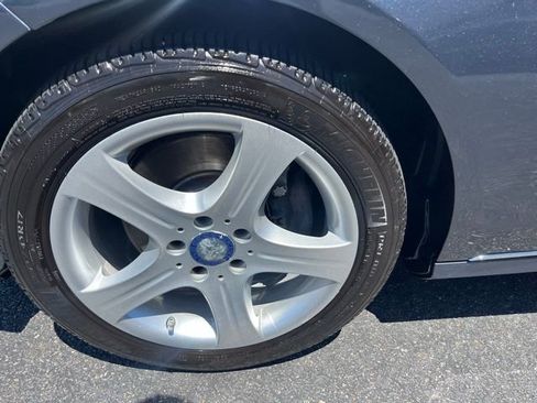 Used 2014 Mercedes-Benz E 350 Sedan image 28