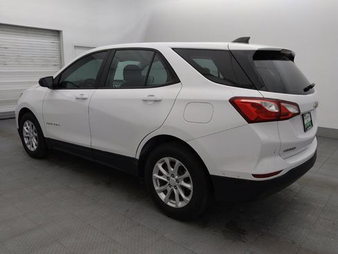 Used 2020 Chevrolet Equinox LS FWD image 3