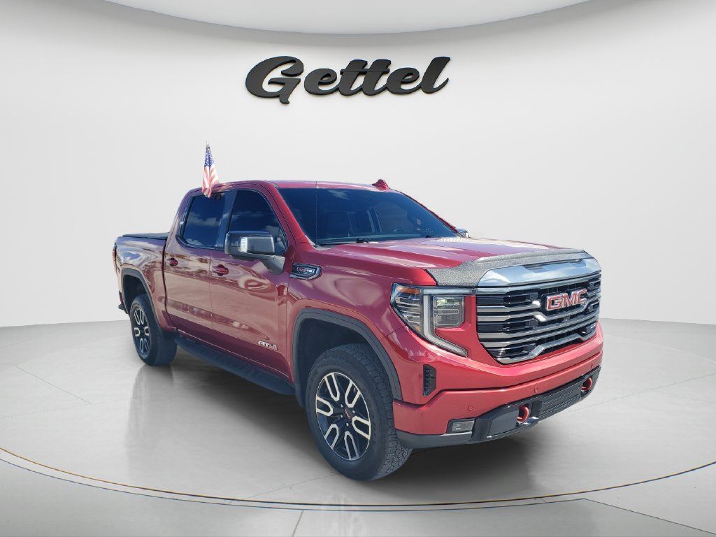 Used 2022 GMC Sierra 1500 AT4 w/ AT4 Premium Package AWD/4WD image 3