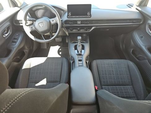 Used 2025 Honda HR-V LX image 10