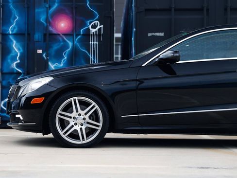 Used 2010 Mercedes-Benz E 350 Coupe image 24