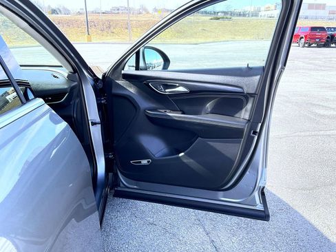 Certified 2021 Buick Envision Essence w/ Technology Package I image 16