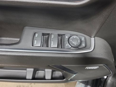 Certified 2022 GMC Sierra 1500 SLT w/ SLT Premium Plus Package image 27