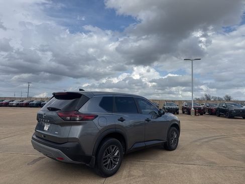 Certified 2023 Nissan Rogue S image 20