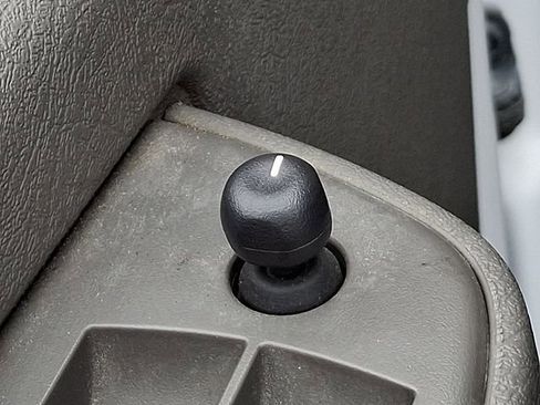 Used 2023 GMC Savana 2500 w/ Driver Convenience Package image 31