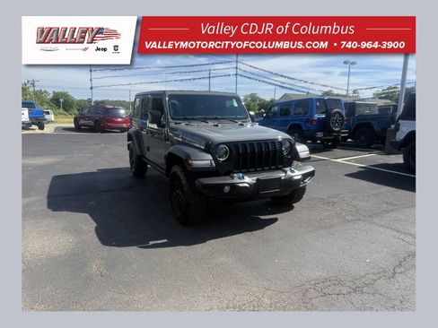 Used 2023 Jeep Wrangler Unlimited w/ Cold Weather Group AWD/4WD image 1