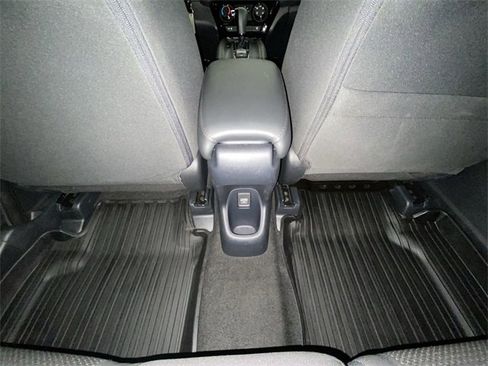 Used 2021 Honda HR-V Sport image 27