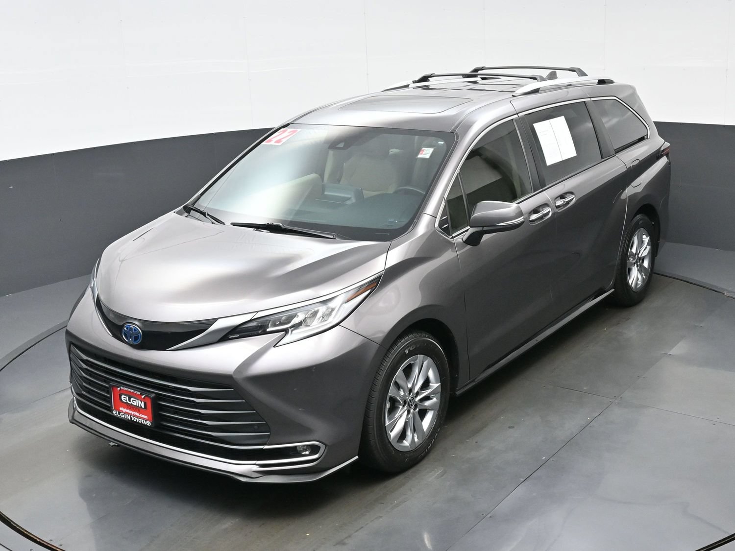 Used 2022 Toyota Sienna Limited AWD/4WD image 38