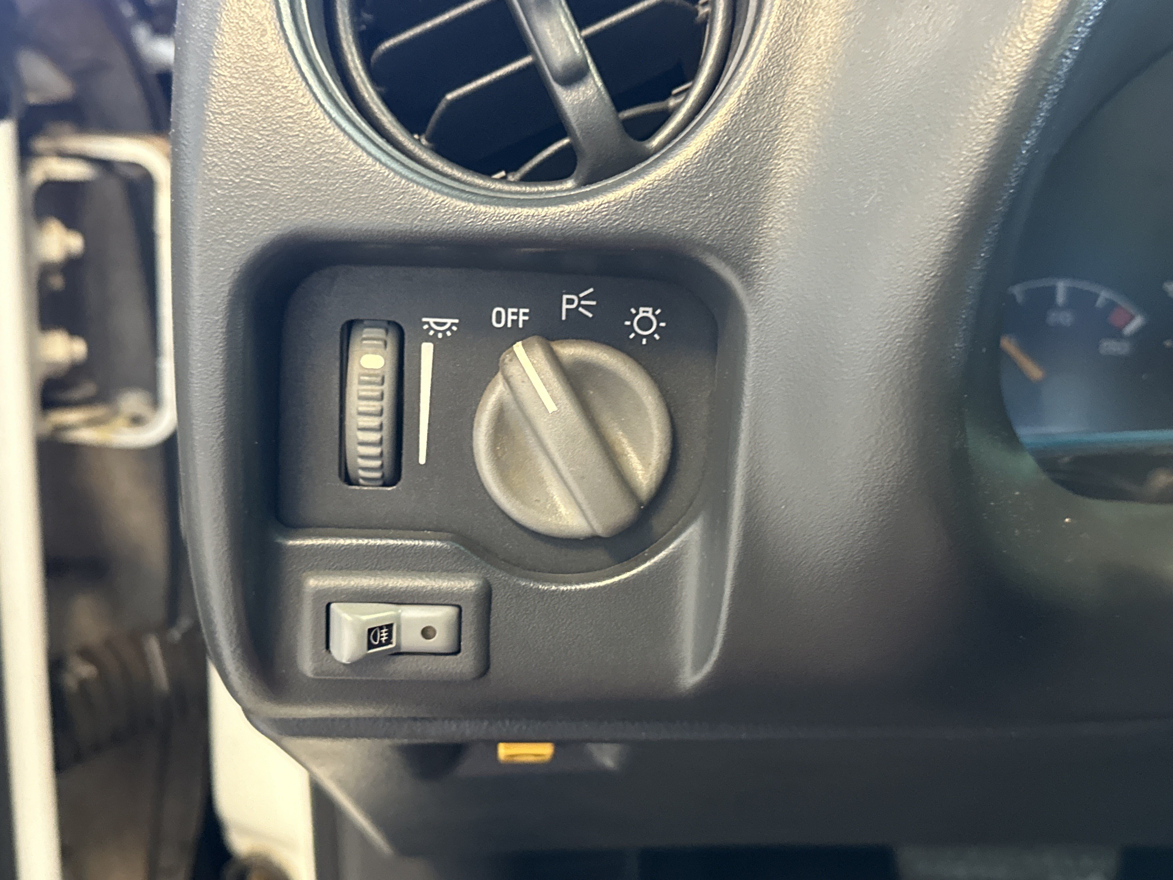 Used 1994 Pontiac Firebird Trans Am RWD image 26