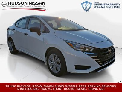 New 2025 Nissan Versa S w/ Trunk Package