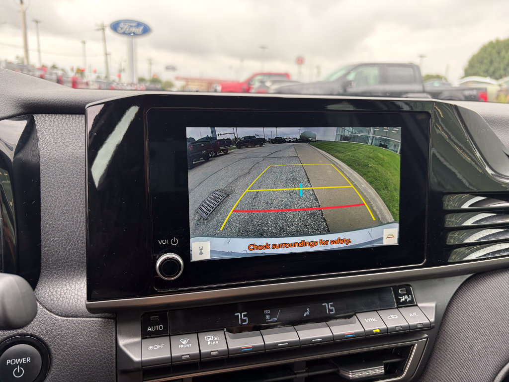 Used 2025 Toyota Camry LE FWD image 23