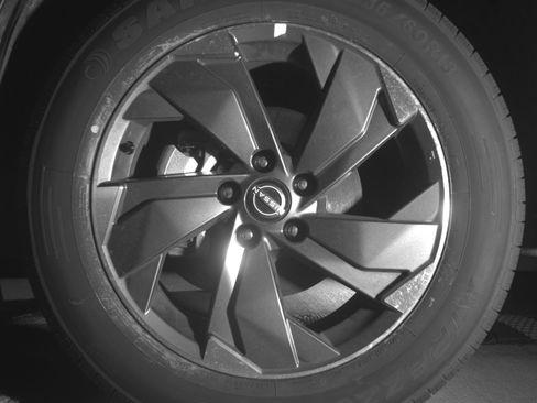 Used 2025 Nissan Rogue SV image 12